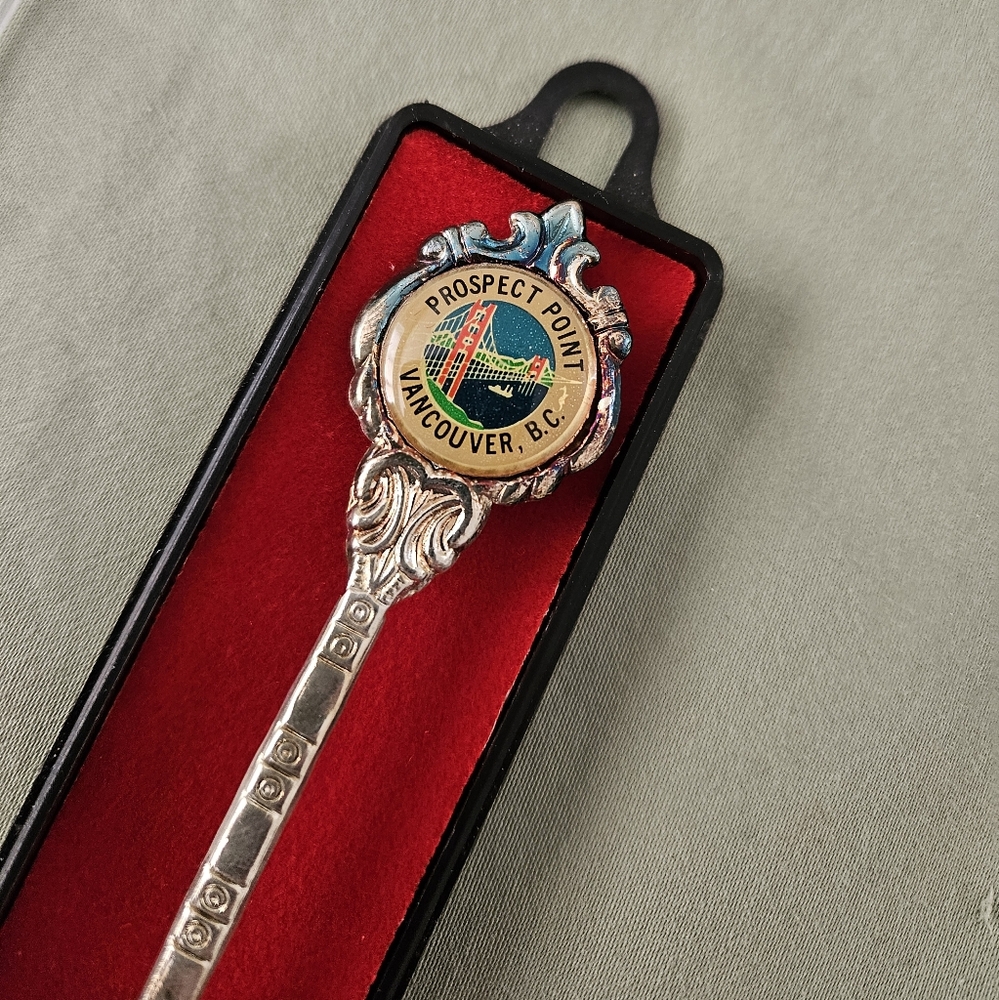 Vintage Prospect Point Vancouver BC Silver‎ plated Souvenir Spoon in a Box - Picture 3 of 4